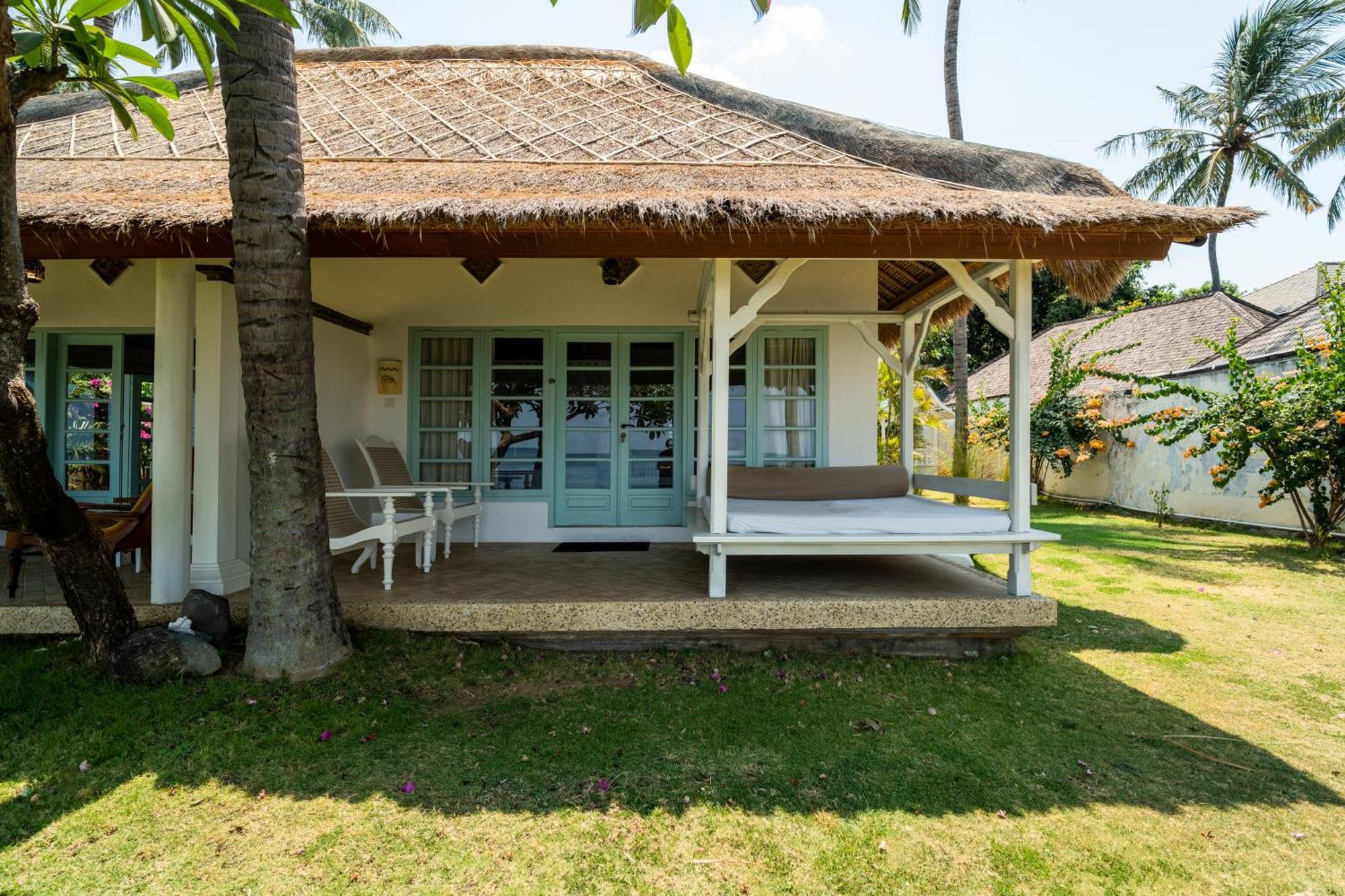 Scuba Seraya Resort Туламбен Экстерьер фото